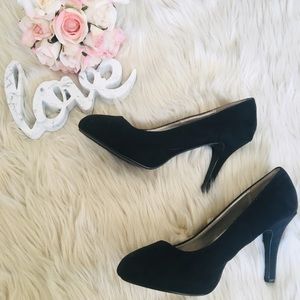 Black Suede Pumps